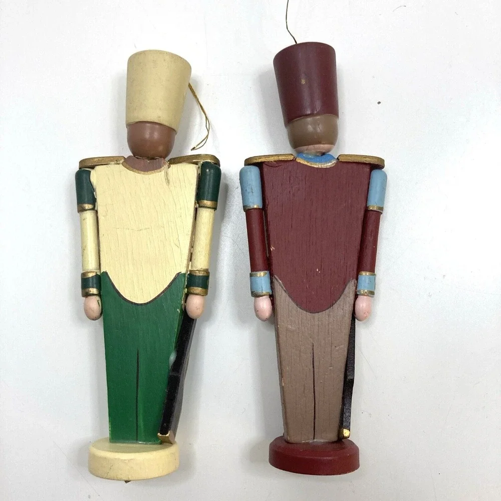 The Unbranded Brand pair vintage